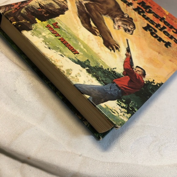 VINTAGE 1964 The Mystery At Rustlers’ Fort Troy Nesbit Hard Cover Book - Picture 11 of 15
